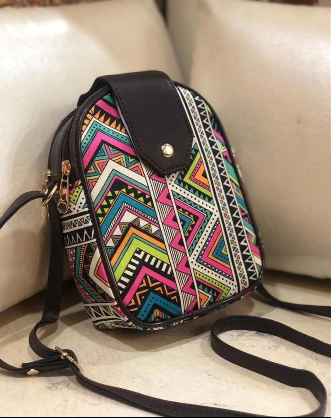 Tim Tim Hand Bag cum Sling – Bagru Print Beauty